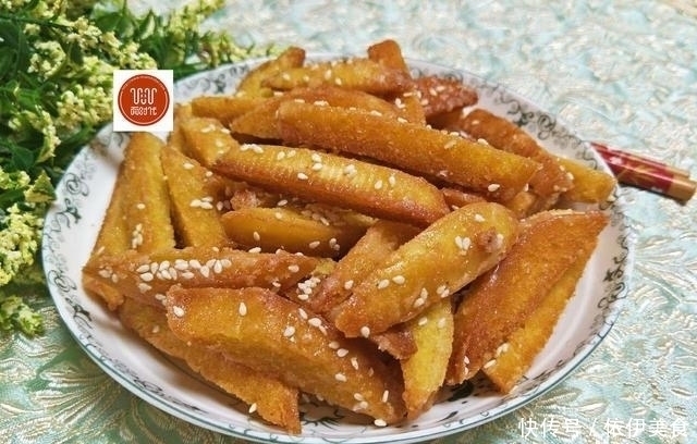 今天教你剩馒头新做法,馒头变零食,大人小孩都喜欢,太好吃了!