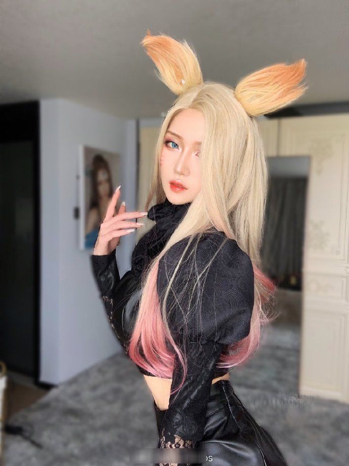 团儿|腐团儿再现神级COS,完美还原妖娆魅惑韵味十足