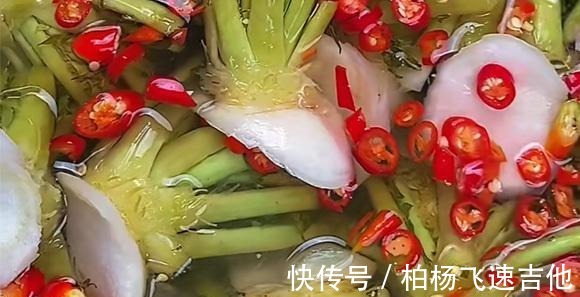 这菜全身都是“宝”,将菜头加料汁泡一晚,酸辣脆爽,别不懂吃!