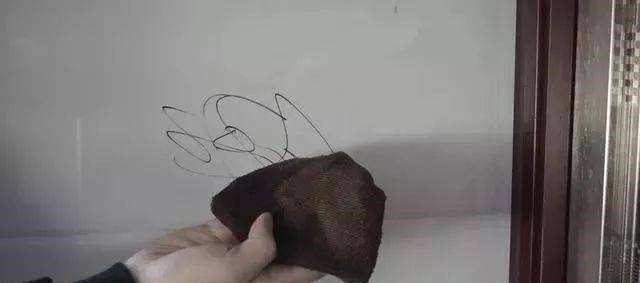 牙膏配上风油精，解决家里不少难题，实用性强又便宜