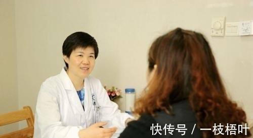 激素水平|50岁绝经正常吗?妇科大夫:提前延迟都不好,此范围内属正常