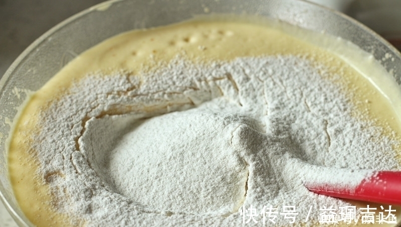 比戚风蛋糕简单比海绵蛋糕软润,儿子无法抗拒的蛋糕,好吃也好做