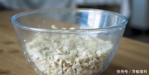 糯米卷的好吃做法，软糯香甜不沾牙，出锅比红烧肉香，上桌就扫光