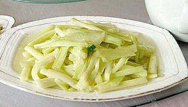 女性不愿變黃臉婆，常吃以下食物，美白護(hù)膚，防止皮膚衰老