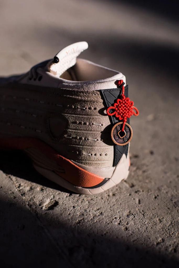 永远滴神！兵马俑 AJ 套装上脚太帅了！冠希刚晒出隐藏玩法！