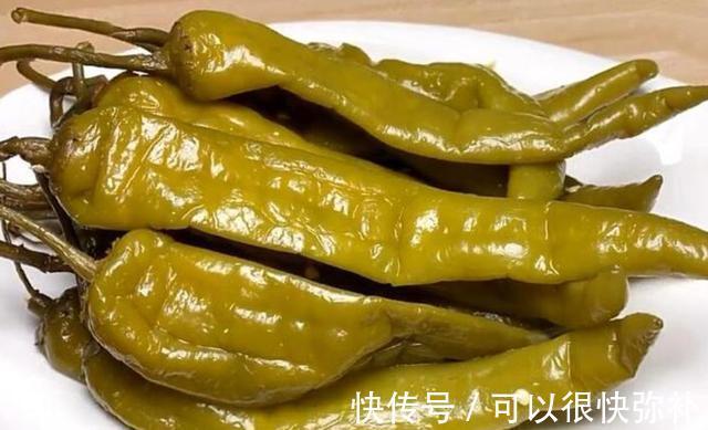 婆婆教我腌辣椒,不用水,不用油,酸辣爽口,2天就能吃