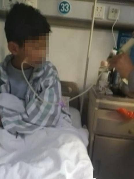 君君|12岁男孩患罕见病无法吞咽,爸爸哥哥有一个愿望