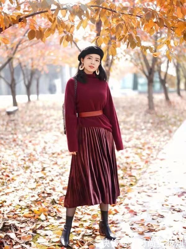 穿搭|这是我见过最高级的配色,同色系穿搭简约高级,每套都美翻了