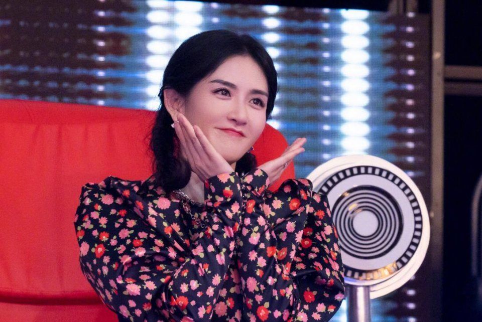 印小天|作為綜藝咖卻不會玩梗!雖然師承謝娜楊迪,但他注定難成氣候