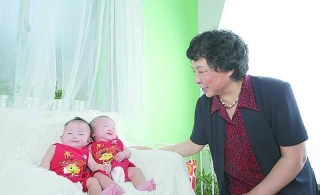 孩子的养育|67岁生娃的田女士坦言“如果再选择一次，我不会要这个孩子”