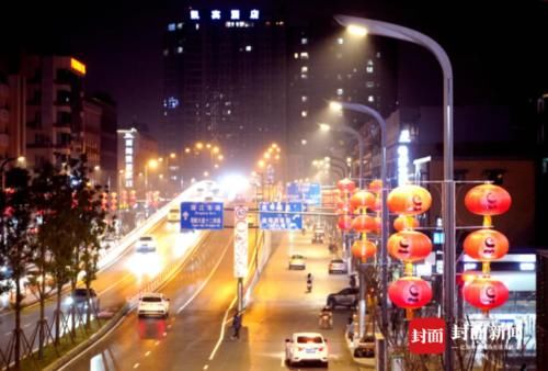 灯笼亮了 成都年味浓了|图说生活 |灯笼亮了 成都年味浓了\＂,\＂i11\＂:\＂图说生活