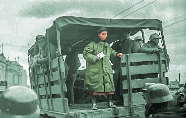 天安门|建国后被邀请上天安门的“大清王爷”,民国第一次阅兵现场,5张历史罕见照