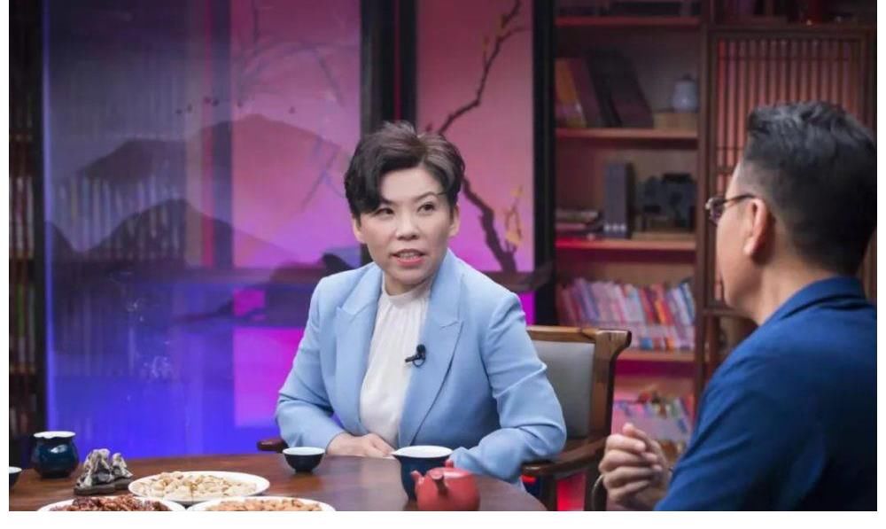 竇文濤|一檔4個(gè)人純聊天的節(jié)目，為何口碑高，還有那么多人追？