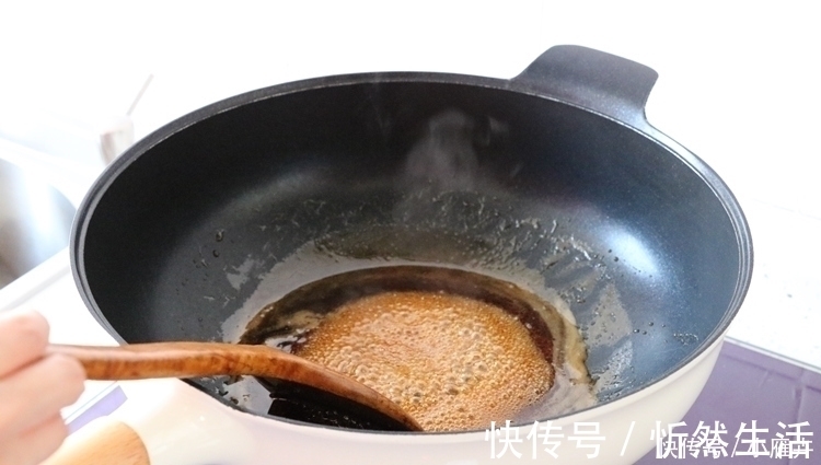 芝麻糖|它是“穷人的阿胶”,一斤十几块钱,隔三差五吃,气血两旺显年轻