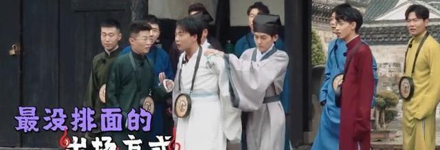 成功|德云斗笑社好看不火,节目立意广受好评,秦霄贤成功出圈引争议