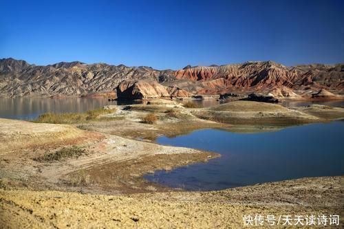 寻宝|内蒙玛瑙湖发现大量“五彩石”，曾被民众当石头贱卖，3年亏20亿