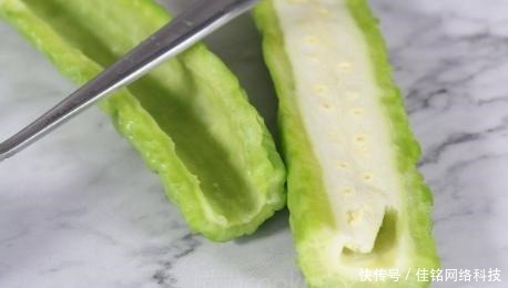 苦瓜的“苦源”取决于这个地方,只要切掉苦瓜就不苦,赶快学一学