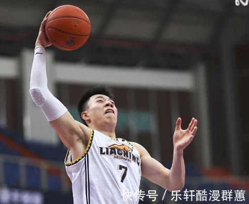 郭艾伦|辽篮未来领军球员2件事显示他比张震麟有优势,郭艾伦成参照