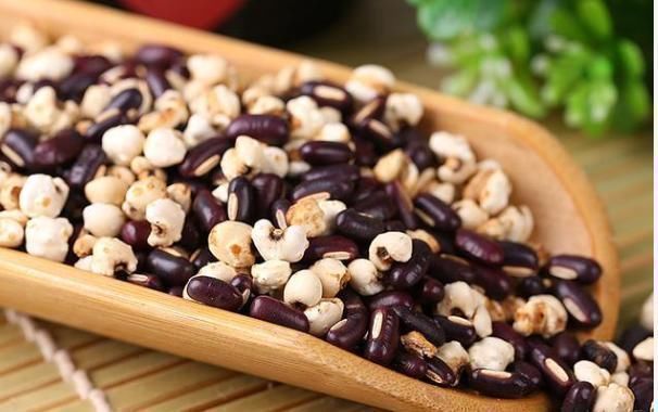 糖尿病|得了糖尿病,嘴下要留心,几种食物有助降低血糖,越吃越健康