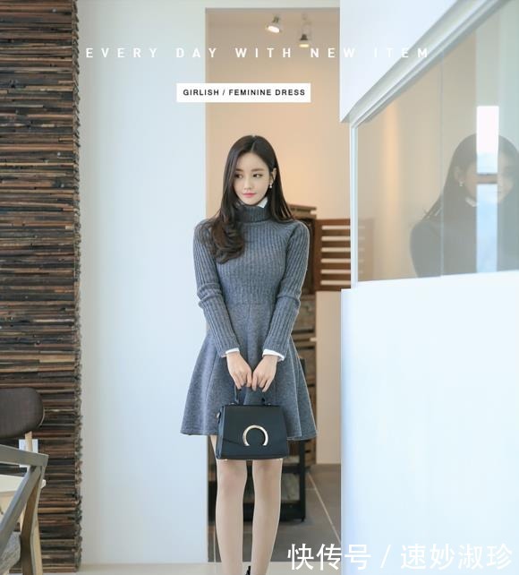 蓝灰色|孙允珠高清美图:麻纹高领蓝灰色甜美针织裙!