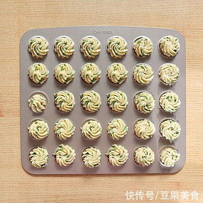 这道香葱曲奇简单成这样,再不做我真的哭给你看