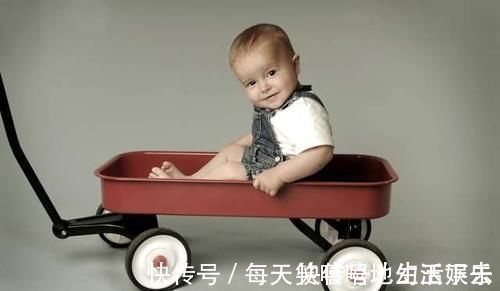 胶水|4岁儿子误将502滴进眼睛,妈妈一个举动挽救孩子,医生:睿智