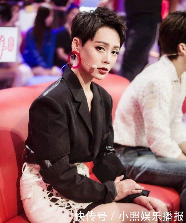 发现FendiDior等品牌纷纷提出女性主义,是否标志着女性自主时代来了