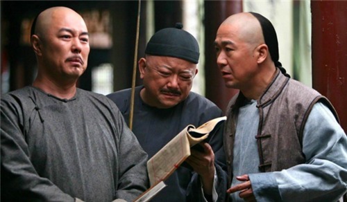 砖头|清官告老还乡怕被人笑话,偷偷装满一车砖头,皇帝:全换成真银子