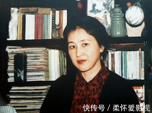 须遵德$他长期靠朋友接济,却与朋友妻约会20年,还把朋友2个儿子改了姓
