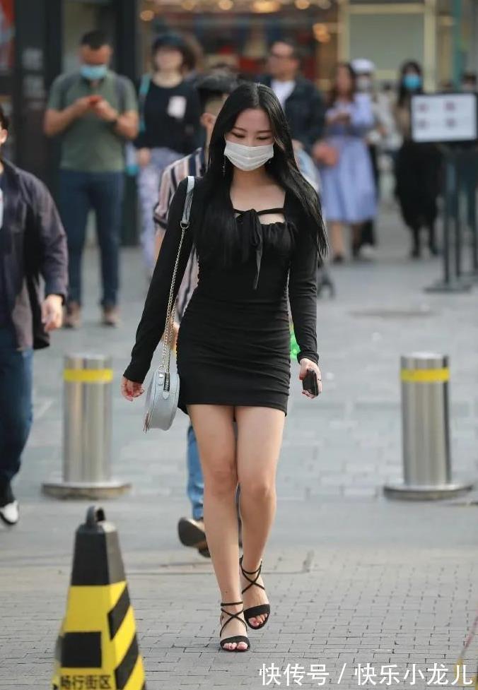 粉色系|可爱的粉色系少女，凸显女性身材优势，穿出更加时尚的感觉
