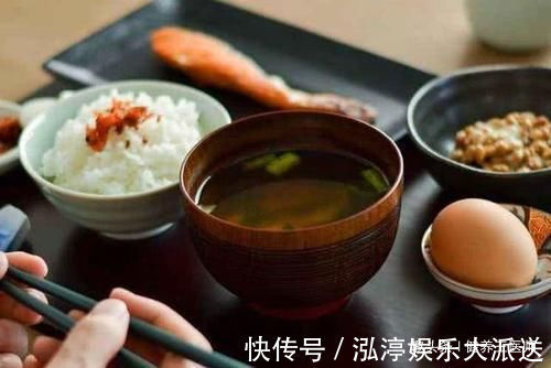 饭量大的人易长寿,还是饭量小的人易长寿医生告诉你事实真相!