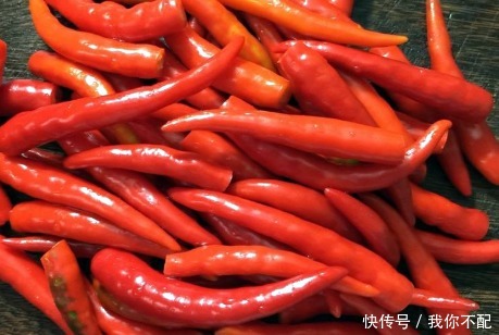 分享|剁辣椒最正宗的做法,配方比例详细分享,香辣味浓,放一年不坏