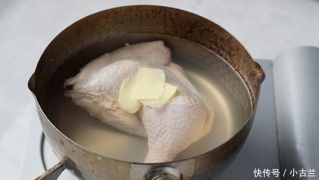 酱料|夏天就馋这碗面,麻辣鲜香,吃起来好过瘾,原来加了这味酱料