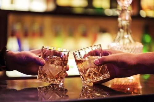 春季是肠道疾病高发期，牢记4条饮食建议，打响开年“保胃战”