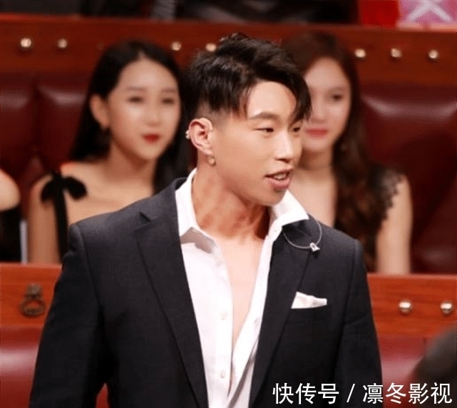 郭德纲|德云斗笑社,坐冷板凳的烧饼全程黑脸,网友:玩不起