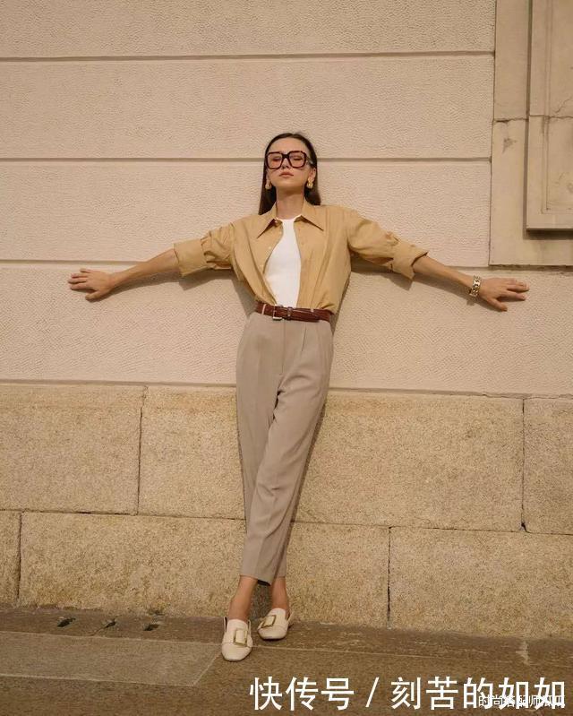 最近火了一种裤子,叫“烟管裤”,显瘦时髦还很百搭,谁穿谁好看