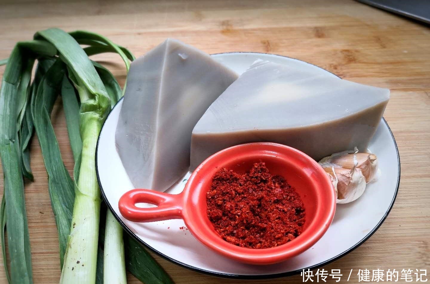 豆腐|这食材冷热都好吃,炒着最美味,比魔芋豆腐更细嫩,多吃不长肉!