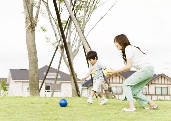 高智商|家长别闹,早教班不能教出高智商的孩子