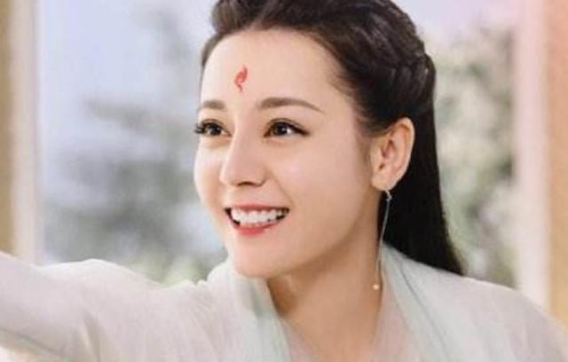 宝爸|追剧宝妈给孩子取名“凤九”,宝爸一听哭笑不得:看看我姓啥?