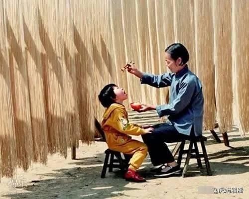 孩子|为什么老人不愿意帮忙带孩子?三位老人的说法,中肯又心酸