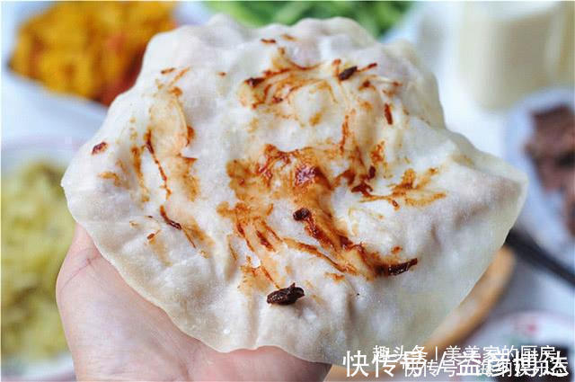 又薄又软的水烙馍,其实很简单,不用煎不用烙,卷菜卷肉都好吃!