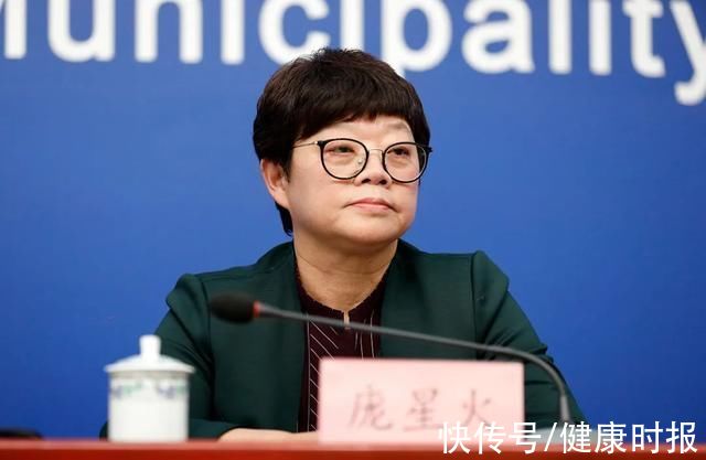 確診|北京確診病例曾發燒至39℃，兩個牌友也已確診