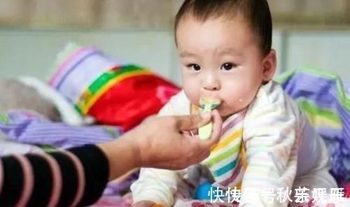 宝宝|宝宝 3 岁前,家长要谨记“不吃三饭”!辅食吃好了,娃更少生病