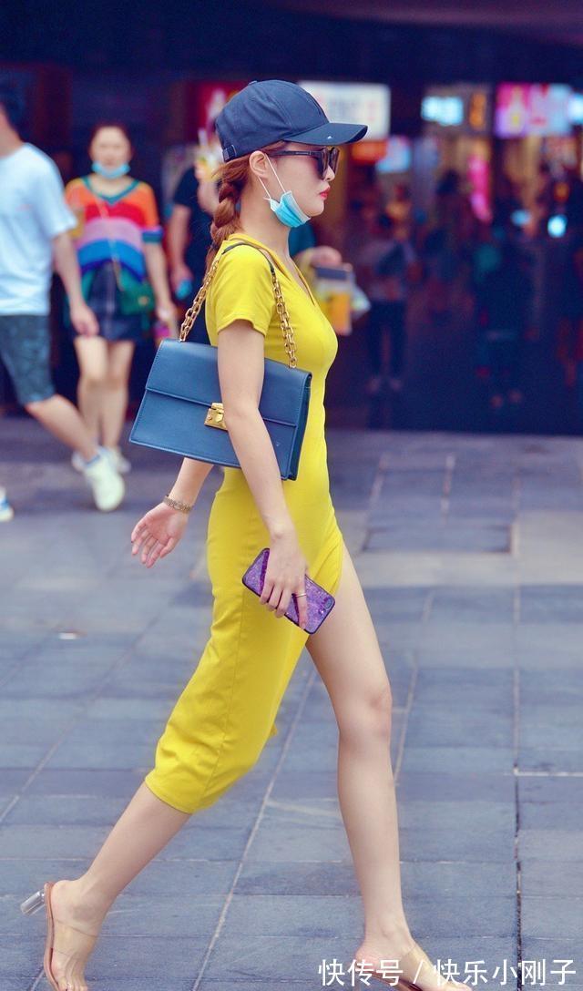 秘籍 连衣裙遮肉的穿搭秘籍，简单搭配就能让造型美感进阶，还有气质