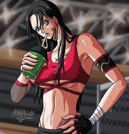 壁纸|绝美女帝!现代风壁纸分享,女帝变身健身达人和都市白领