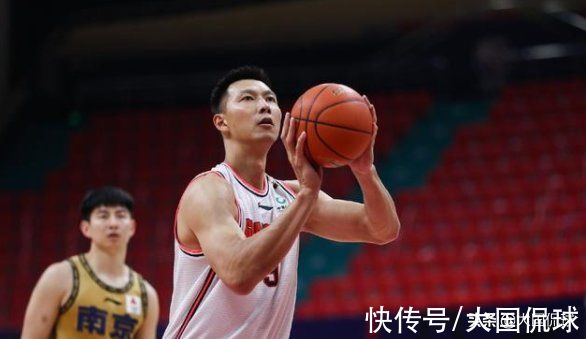 国家队|曝杜锋有意离开国家队，易建联转型接班当教练？谣言止于智者
