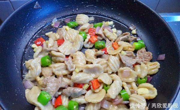 面食|学会这样做面食,一周做五次,一次一锅不够吃!