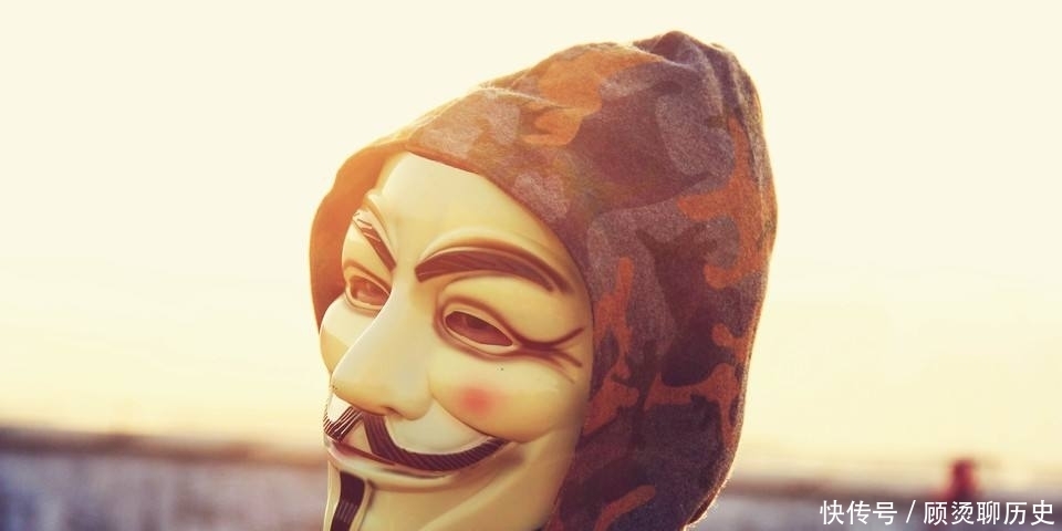 亲密|俗语“人到中年两不交”是什么意思?无论曾经多么亲密,该舍就舍