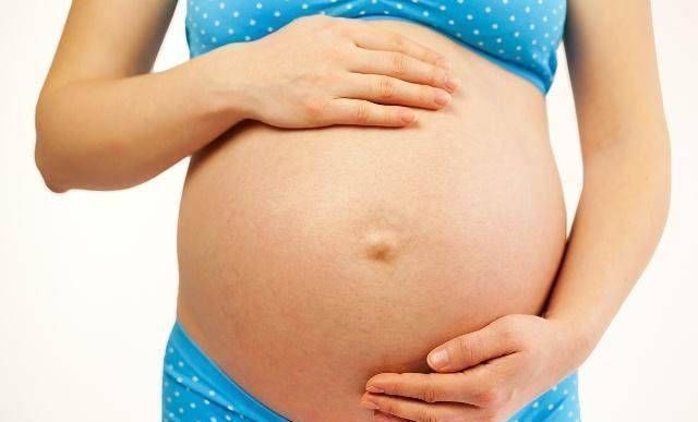 怀男|孕期,孕妈的肚脐是这个形状的,那么恭喜了,可能怀的是个男宝宝