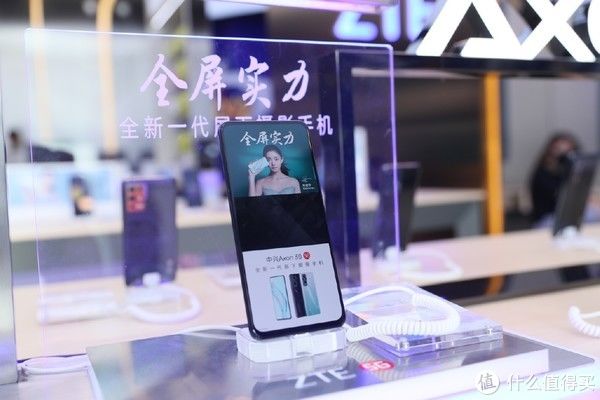 delt真·全面屏时代启幕，屏幕再起纷争！小米、OPPO、中兴哪家更强？